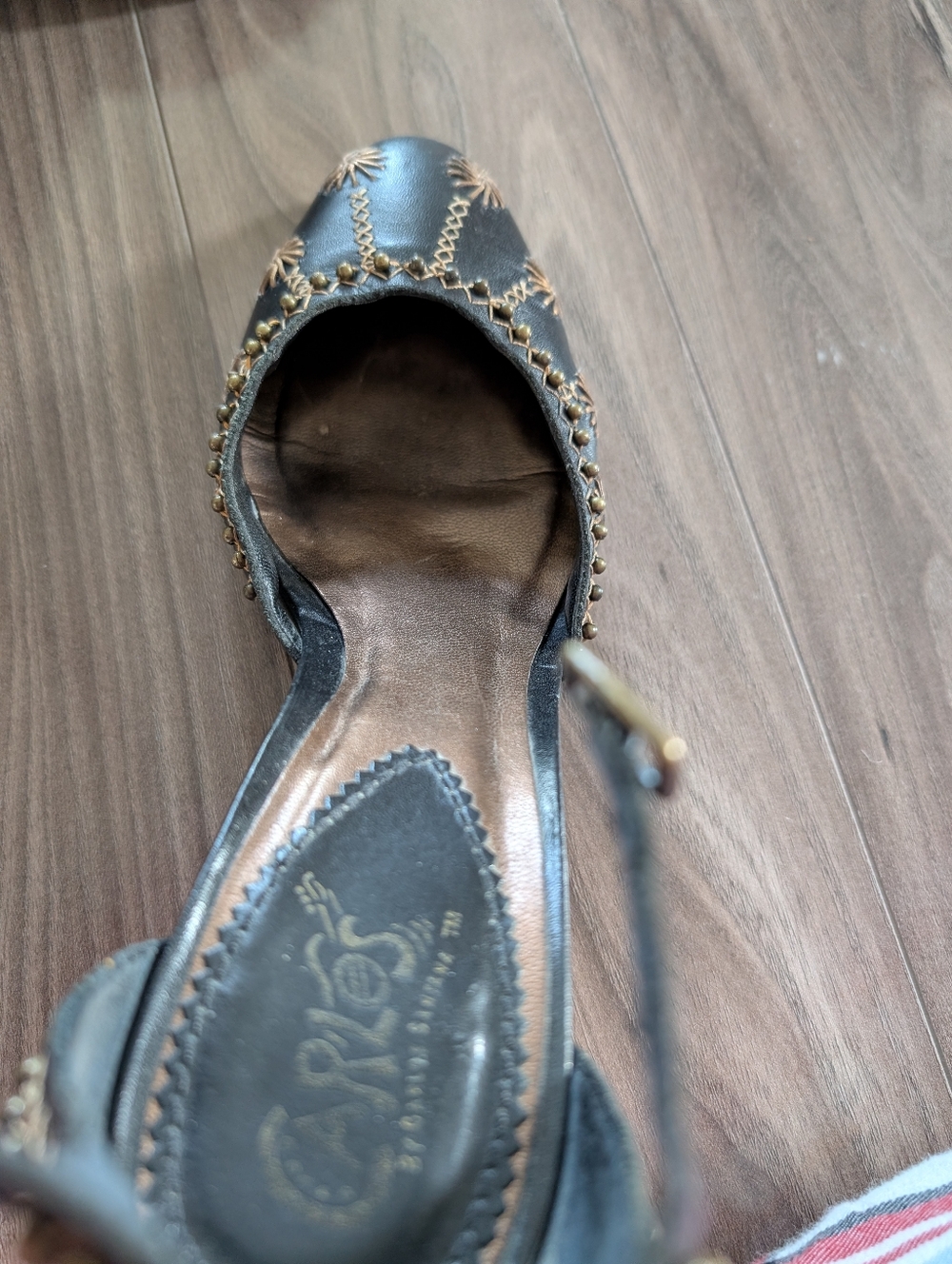 Carlos Black Embroidered Women's Strap Block Wedge Heels (Size 7.5) - Picture 8 of 15